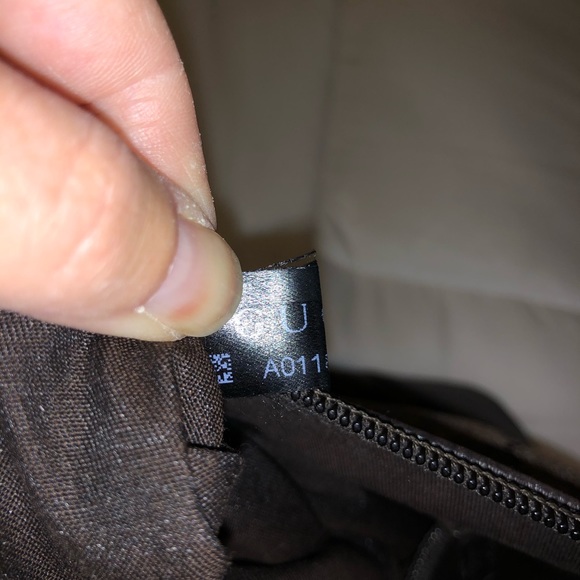 Gucci GG Nailhead Crossbody/Messenger 272396 - Picture 9 of 10